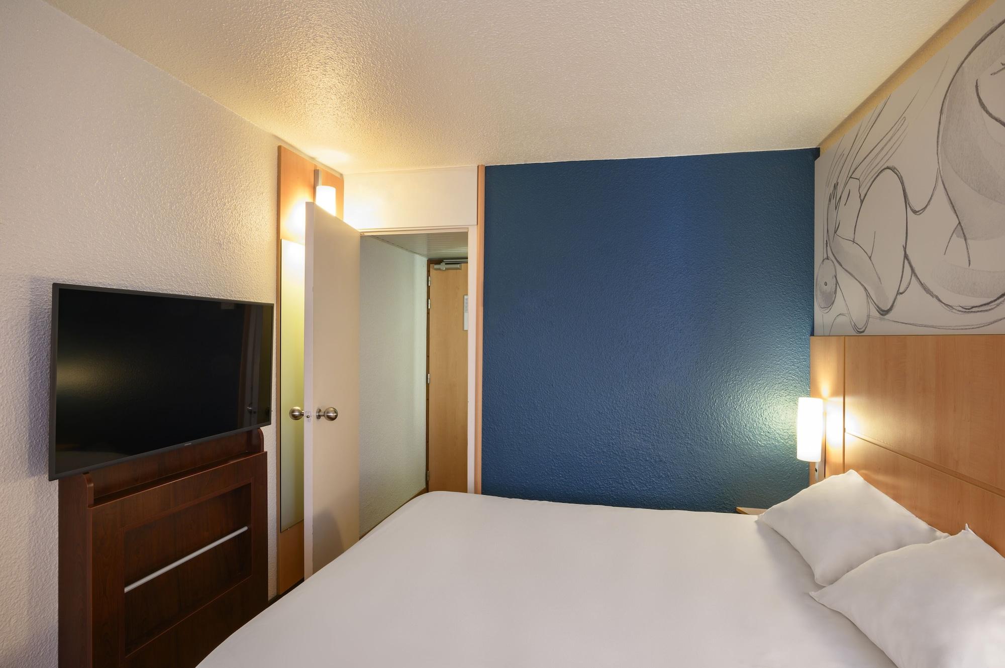 B&B Hotel Le Mans Centre Cathedrale Экстерьер фото