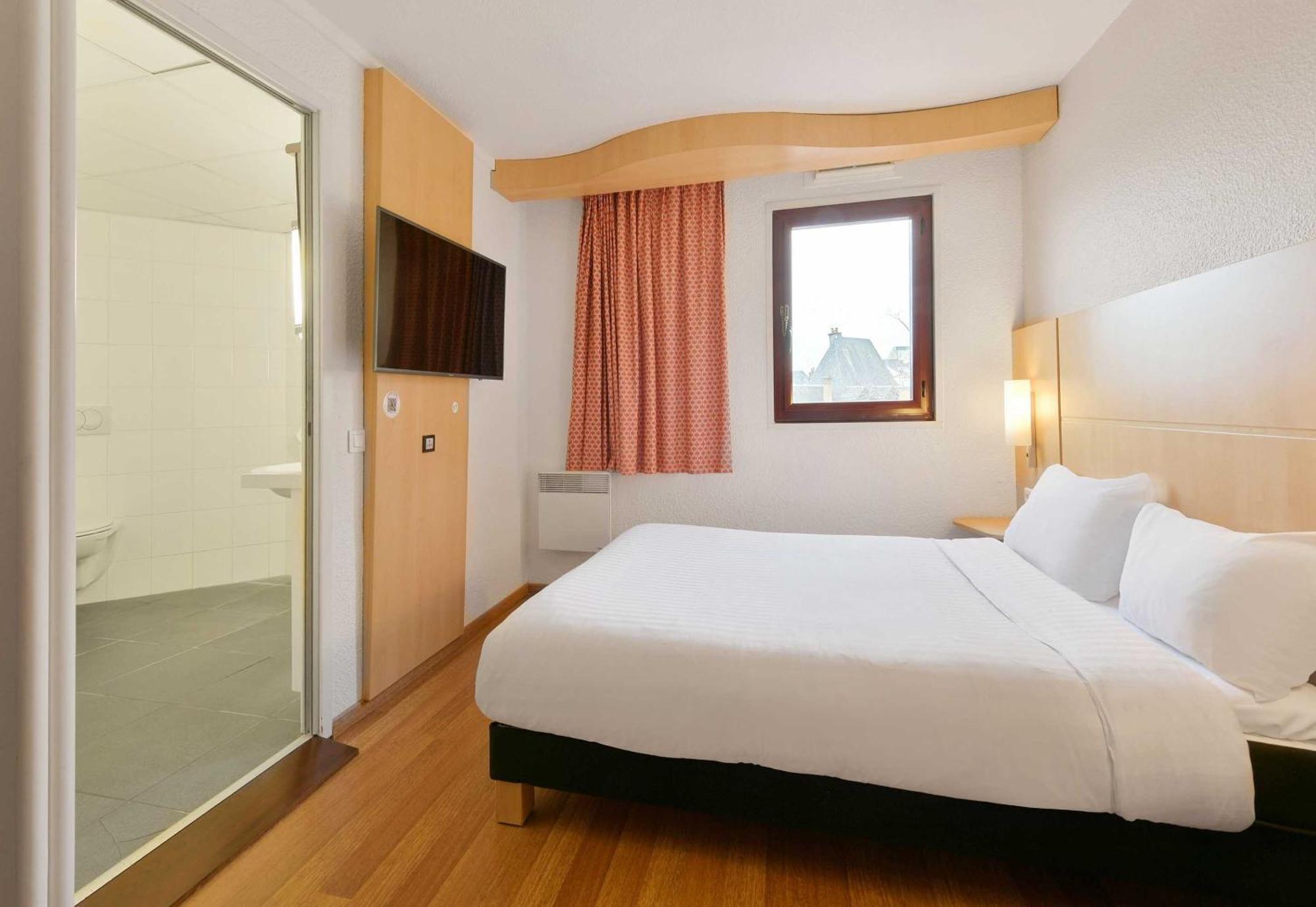B&B Hotel Le Mans Centre Cathedrale Экстерьер фото